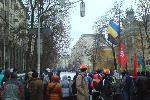 Евромайдан 7.12.2013 - вот так все и стоят, только журналистов пускают пофоткать ментов с той стороны 