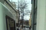 Евромайдан 7.12.2013 - видите мента? А его нет, он спрятался, когда я фоткать начал. А через пару минут снова появился